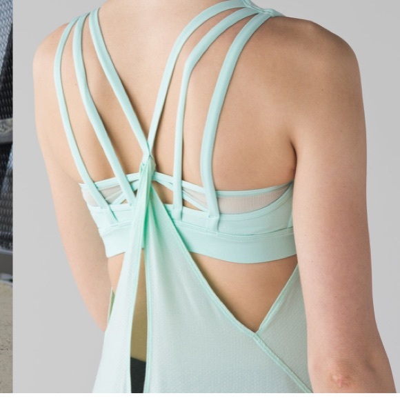 Lululemon Nouveau Limits Tank - Picture 2 of 8